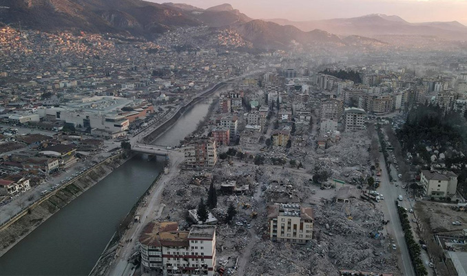 Jeofizikçi Le Pichon: Türkiye 4 metre batıya kaydı