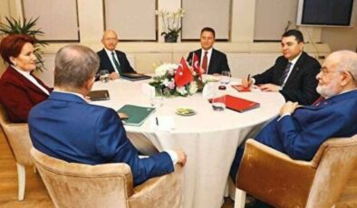 Millet İttifakı’nın genel başkanları CHP’de bir araya geldi