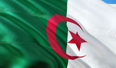 Cezayir’den Fas yönetimine: Ordumuz sınırlarımızı korumaya hazır