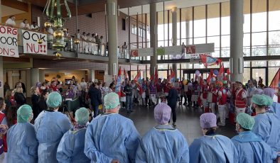 Hollanda’da 200 bin sağlık çalışanı grevde!