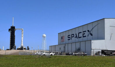 SpaceX, 2’nci nesil Starlink uydusu fırlattı