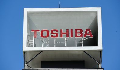 Japon devi Toshiba, satın alım teklifini kabul etti