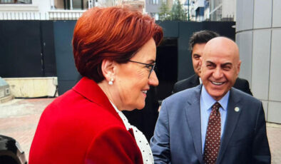 Meral Akşener, partili belediye başkanlarıyla buluştu
