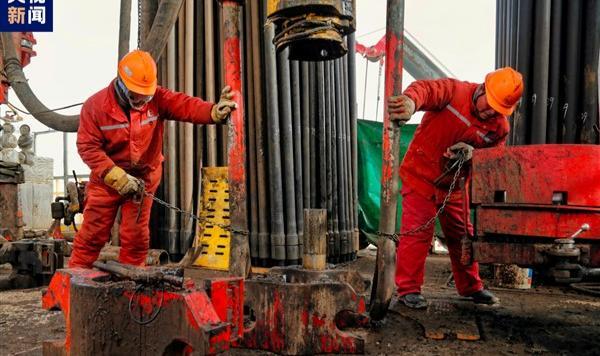Çin’den 8.9 kilometre derinlikte petrol kuyusu