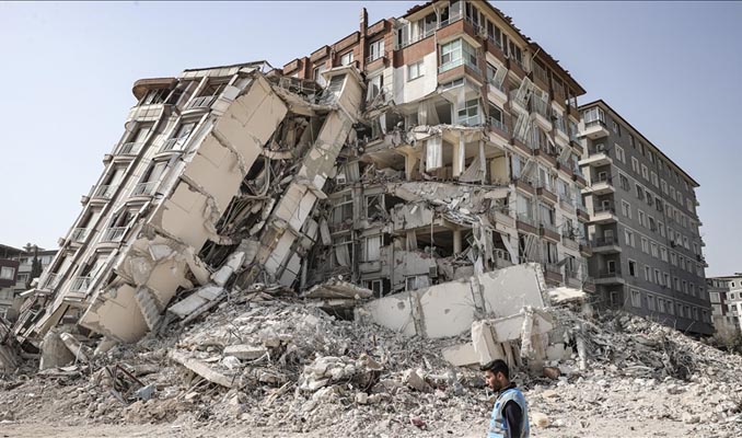 Depremlerdeki can kaybı 45 bini geçti