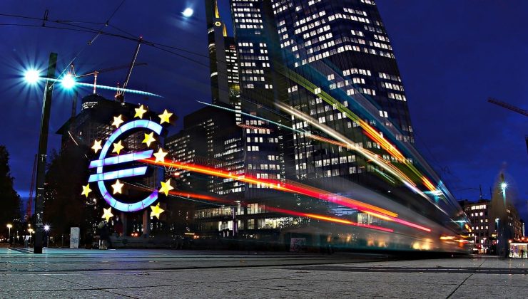 Euro Bölgesi’nde ekonomik aktivite beklentilerin altında