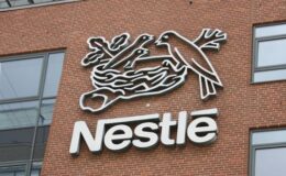 Nestle’nin satışları 2023’te geriledi