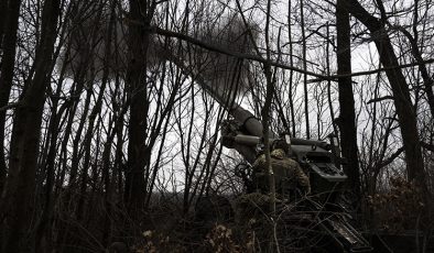 Ukrayna’nın Zaporijya bölgesindeki çatışmalarda ağırlıklı olarak obüsler kullanılıyor