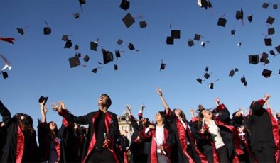 Türkiye’de üniversite mezunlarında istihdam oranı yüzde 71,7′ yükseldi