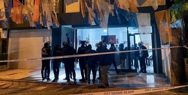 AKP seçim irtibat bürosuna saldıranlar yakalandı