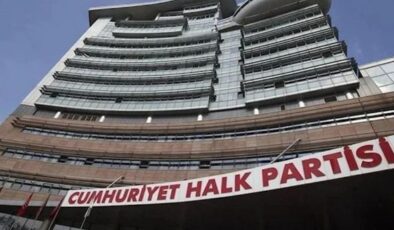 CHP Ataşehir binasına saldırı…