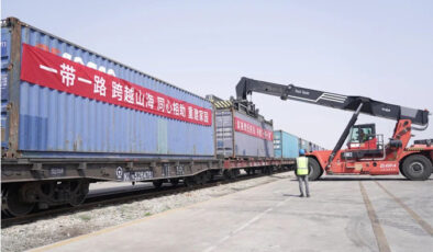 Depremzedelere yardım ulaştıracak tren Çin’den ayrıldı