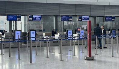 Almanya’da havalimanı grevi binlerce yolcuyu etkiliyor