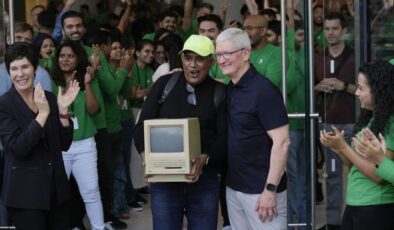 Apple Hindistan’da ilk mağazasını açtı