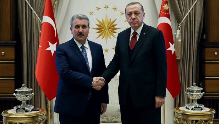 Cumhurbaşkanı Erdoğan, Destici ile görüşüyor