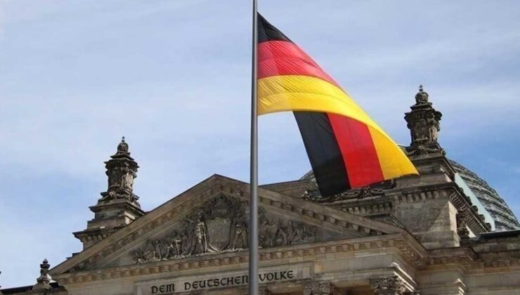 Almanya, depremzedelerin ülkede kalma süresini 3 ay daha uzattı