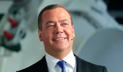 Medvedev: Baltık ülkeleri bizim vilayetlerimiz