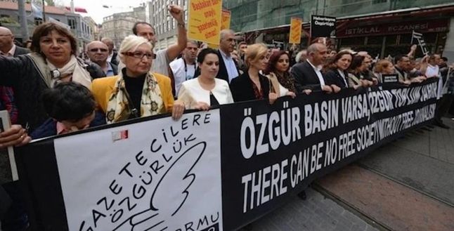 RSF: Türkiye basın özgürlüğünde daha da geriledi