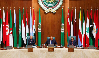 Arap Ligi Suriye’yi yeniden üye olarak kabul etti