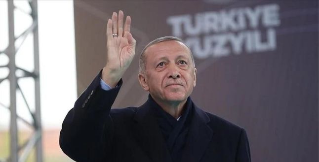 Erdoğan: Teknolojiyi sadece tüketen değil tasarlayan, geliştiren ve üreten bir ülke haline geliyoruz