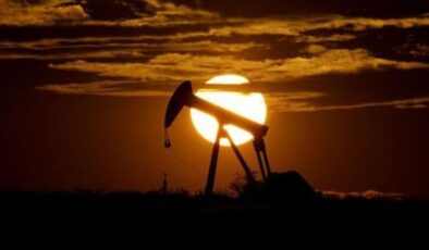 Küresel petrol arzı yaklaşık 1 milyon varil azaldı