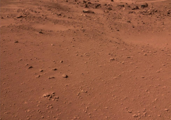 Zhurong, Mars’ın düşük enlemlerinde su olduğuna ilişkin kanıtlar buldu