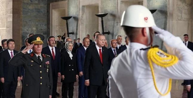Erdoğan ve yeni bakanlardan Anıtkabir ziyareti