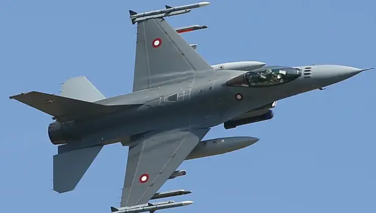 Danimarka’dan Ukrayna’ya F-16 hibesi için yeşil ışık