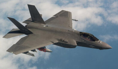 F-35 üretiminde hata çıktı, Pentagon üretimi askıya aldı!