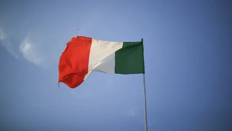 İtalya, fosil yakıt anlaşmasını “dengeli ve kabul edilebilir” buldu