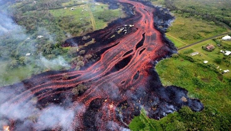 Kilauea Yanardağı faaliyete geçti