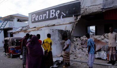 Somali’de otele saldırı