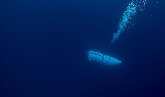 Günlerdir kayıp olan denizaltının enkazı bulundu