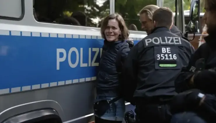 Almanya’da Sol Parti milletvekili gözaltına alındı