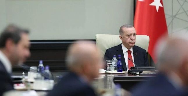 Yunan medyası Erdoğan’ın seçeneklerini gösterdi