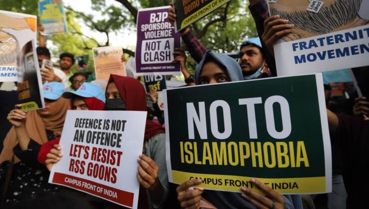 Kanada’da İslamofobi yükselmeye devam ediyor