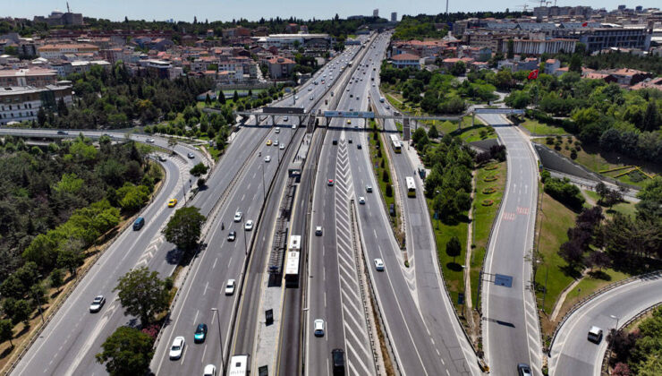 İstanbul trafiği en düşük seviyelerini gördü