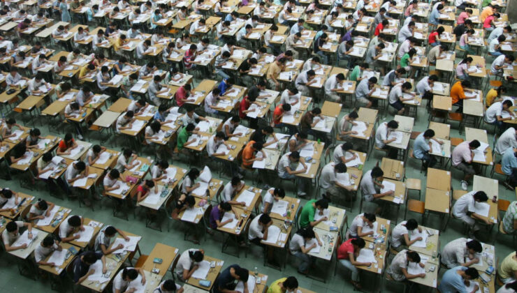 Çin’de üniversite sınavına rekor başvuru yapıldı