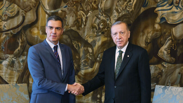 Sanchez, Cumhurbaşkanı Erdoğan’a AB’ye üyelik sürecinde katkı sözü verdi
