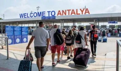 Antalya’da tersine göç: Ruslar Antalya’yı terk ediyor