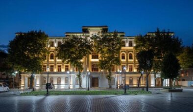 Sultanahmet Meydanı’ndaki eski Defter-i Hakani binası Ayasofya Müzesi oldu
