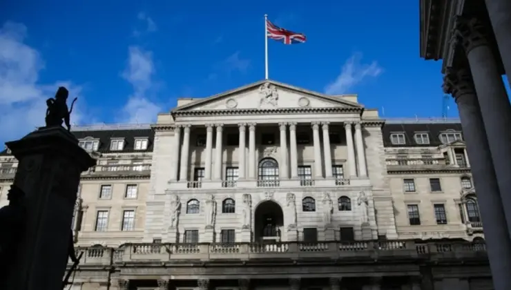 İngiliz denetim kurumundan bankalara “faiz aktarımı” uyarısı