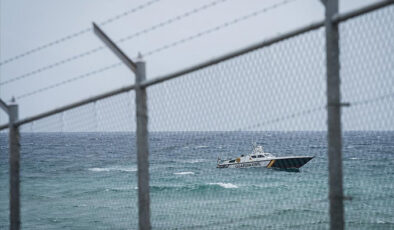 Kanarya Adaları’na giden bot battı, onlarca düzensiz göçmen öldü