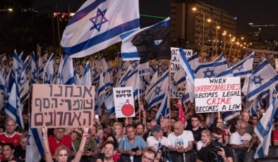 İsrail’de hükümet tartışmalı yeni yargı tasarısına hız verdi