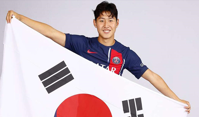 PSG, Güney Koreli Lee Kang In’i transfer etti