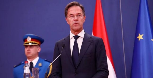 Hollanda başbakanından ‘göç’ istifası