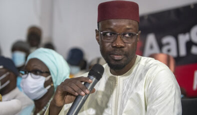 Senegal’de açlık grevi yapan muhalif lider Sonko hastaneye kaldırıldı