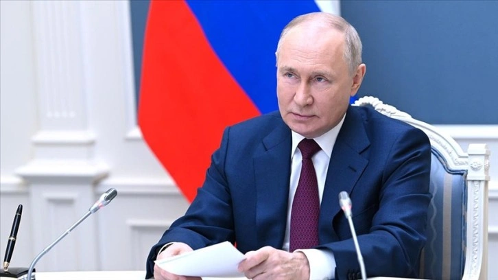 Putin, askerlerin seferberlik rezervinde bulunma yaşını artırdı