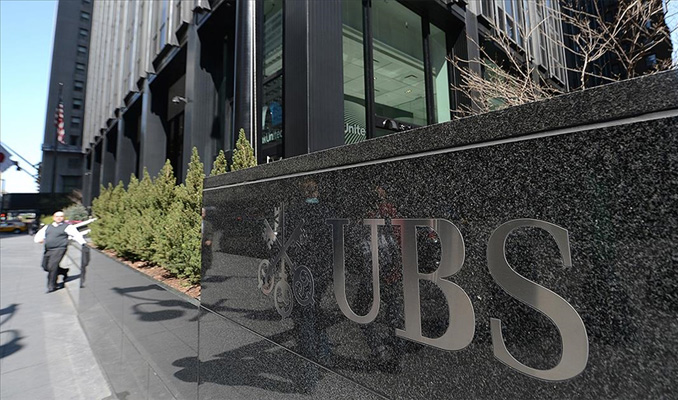 UBS, İngiltere için faiz beklentisini erteledi