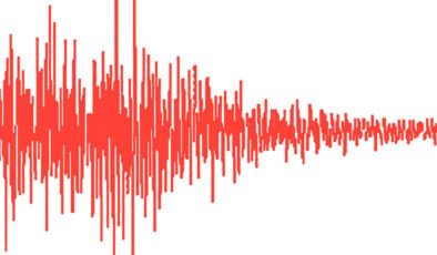Azerbaycan’da 5,7 büyüklüğünde deprem oldu